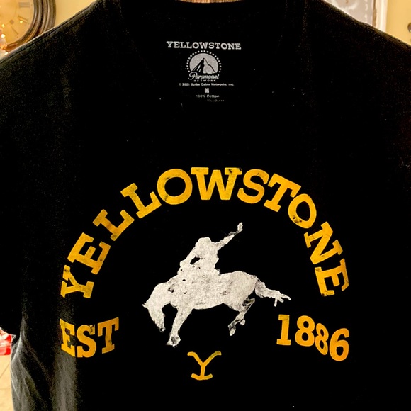 Yellowstone Tee - Picture 2 of 3